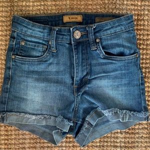 Cute STSblue denim shorts!